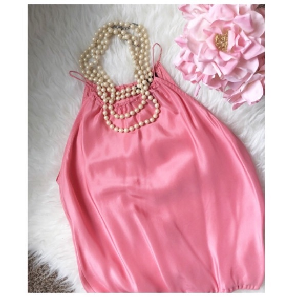 Express Tops - EXPRESS • 100% Silk Beautiful Halter Top in Genuine Silky Soft Silk